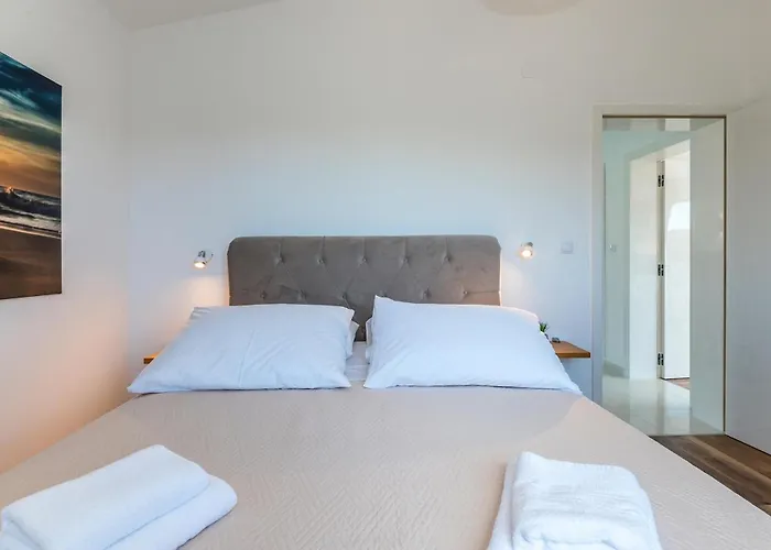 Lucatoni Vakantiehuis Šibenik